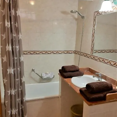 Studio Fur 3 Personen Ca 45 M In Playa De Americas, Teneriffa Playa De Americas Und Cristianos * Arona (Tenerife)